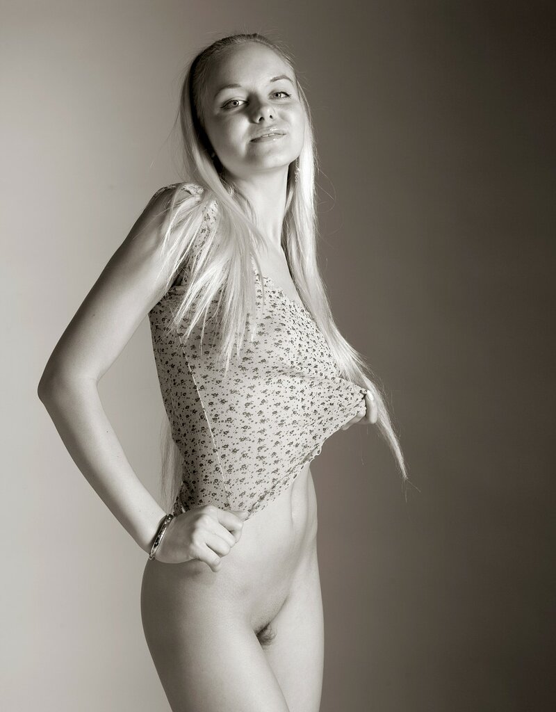 Карина, 48